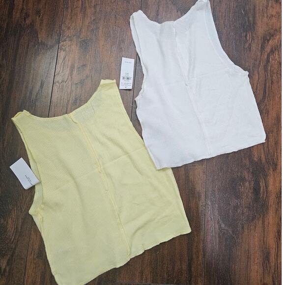 NEW AMERICAN EAGLE crop tops bundle Size Small Yellow White - Picture 2 of 2